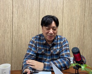 '역사의 큰 줄기에 피해자는 주류에서 밀려난 약자들' 김도일 소설가의 《어룡이 놀던 자리》