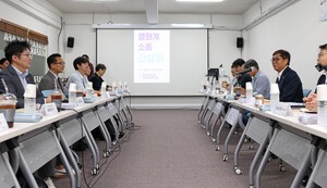 문체부 최휘영 장관, 영화계 소통 간담회 참석